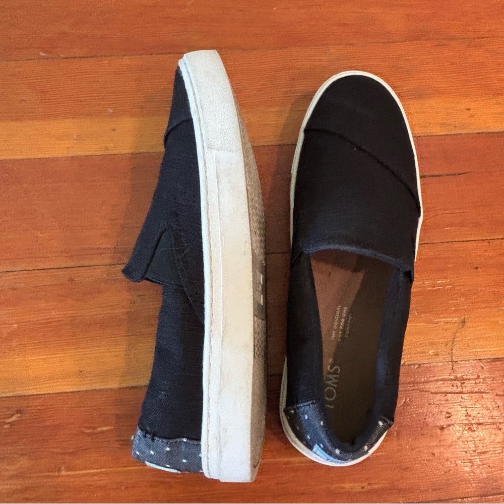 Toms Black Casual Sneakers with Rubber Sole